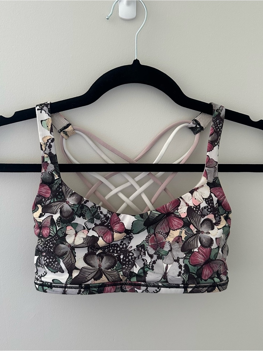 Lululemon Free To Be Wild Bra So Fly Butterfly Angel Wing Size 4